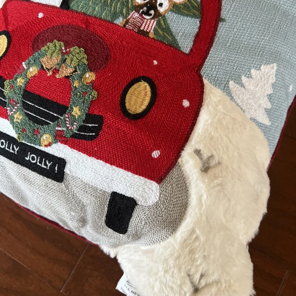 ID HOME FASHIONS Xmas Trip Embroidered‎ Holiday Decorative Pillow, 18